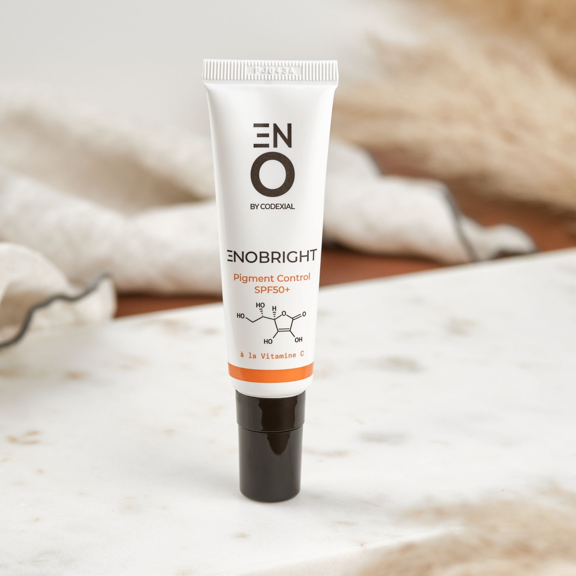 Enobright Pigment Control SPF50+-Image1