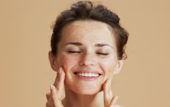 Routine anti-âge : à quel âge commencer et avec quels produits ?